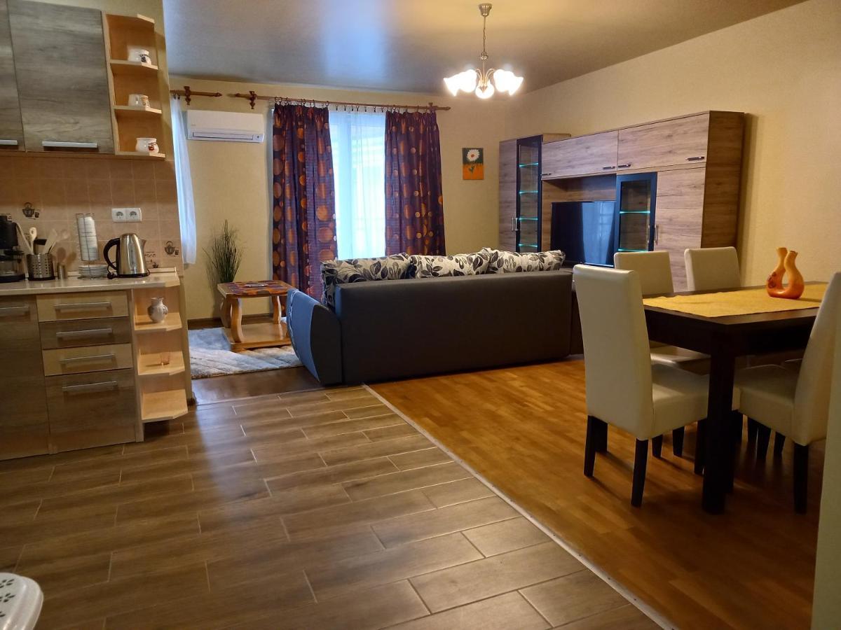 Thermal Apartman Hajdúszoboszló 外观 照片