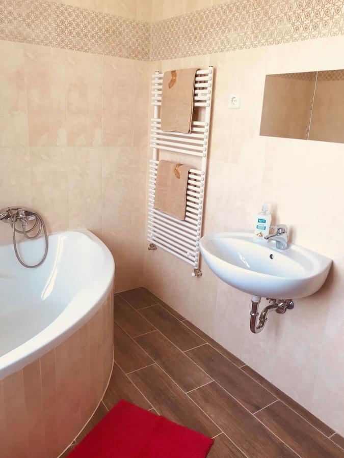 Thermal Apartman Hajdúszoboszló 外观 照片